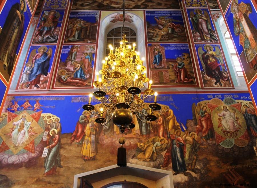 Интерьер и роспись Рождественского собора