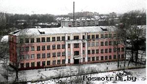 Одно из зданий в Петропавловском парке, некогда входивших в состав Ярославской Большой мануфактуры.