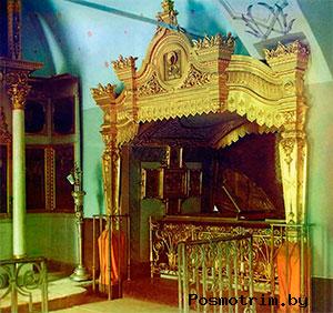 Рака прп. Евфросинии Суздальской в Ризоположенском монастыре.  Фото начала XX века.