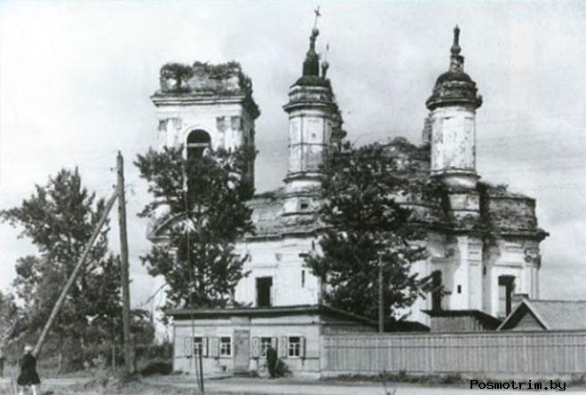  Так выглядел Екатерининский собор Кингисеппа в начале 60-х годов.