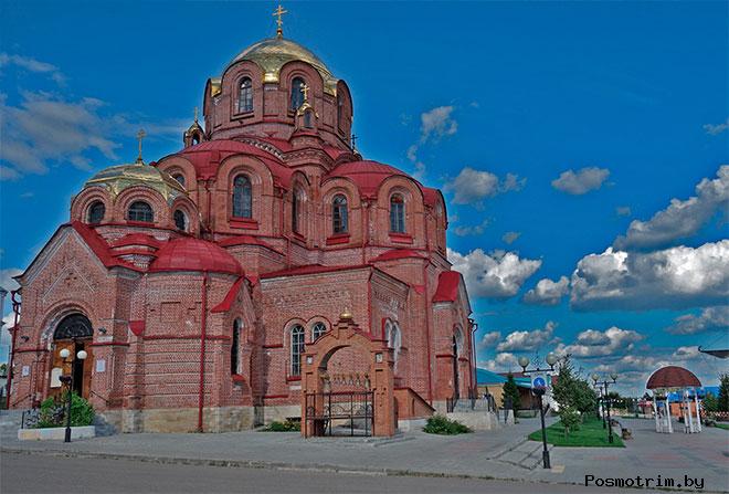 Лише вона. Церковь София в Лаишево. Софийский собор в Лаишево фото высокого разрешения.