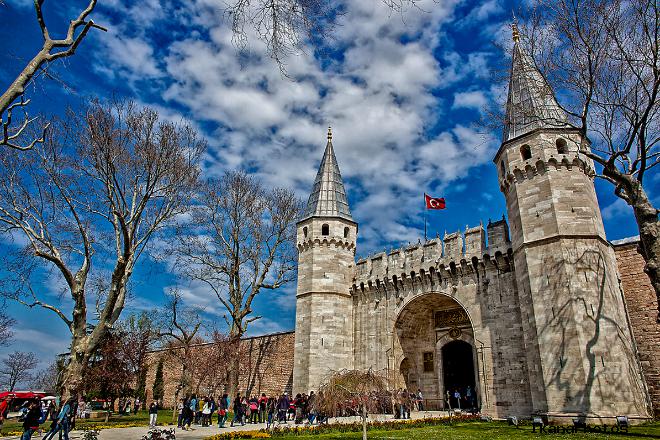 Дворец Топкапы Стамбул в переводе дворец «Пушечные ворота»