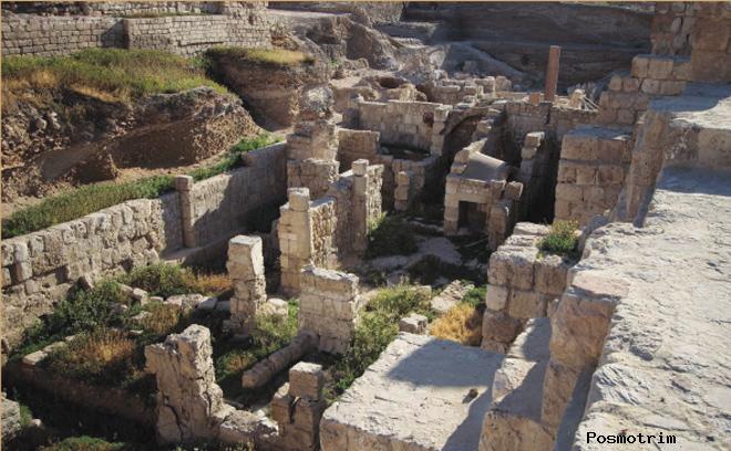 Руины, которые  считаются потерянной  гробницей Александра  Великого